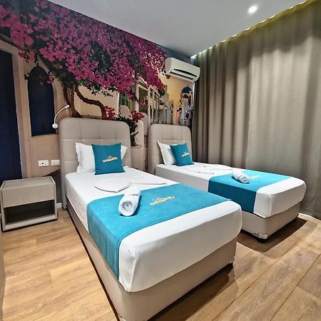 Suncoast Rooms Port Side Sarandë 외부 사진