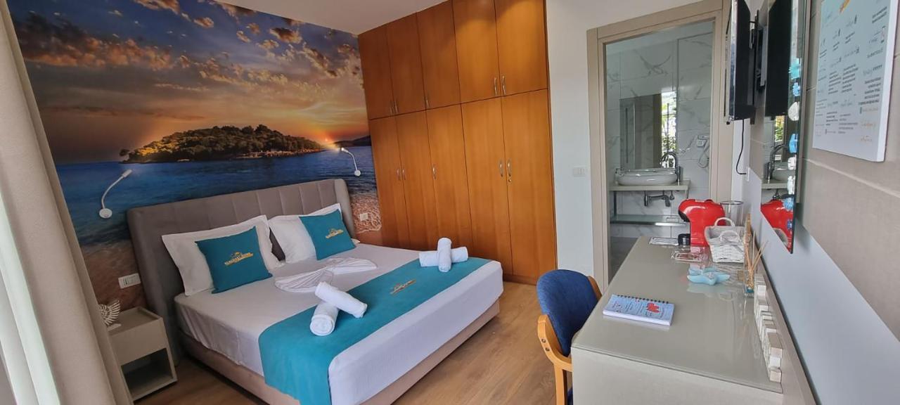 Suncoast Rooms Port Side Sarandë 외부 사진