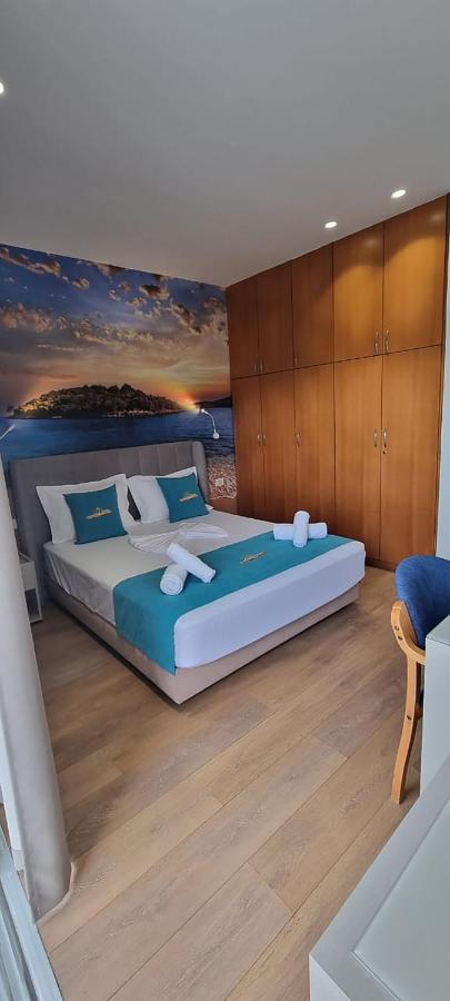 Suncoast Rooms Port Side Sarandë 외부 사진