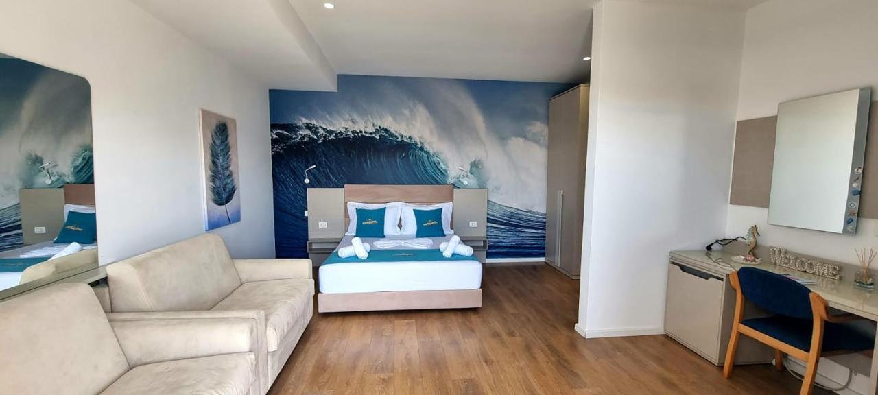 Suncoast Rooms Port Side Sarandë 외부 사진