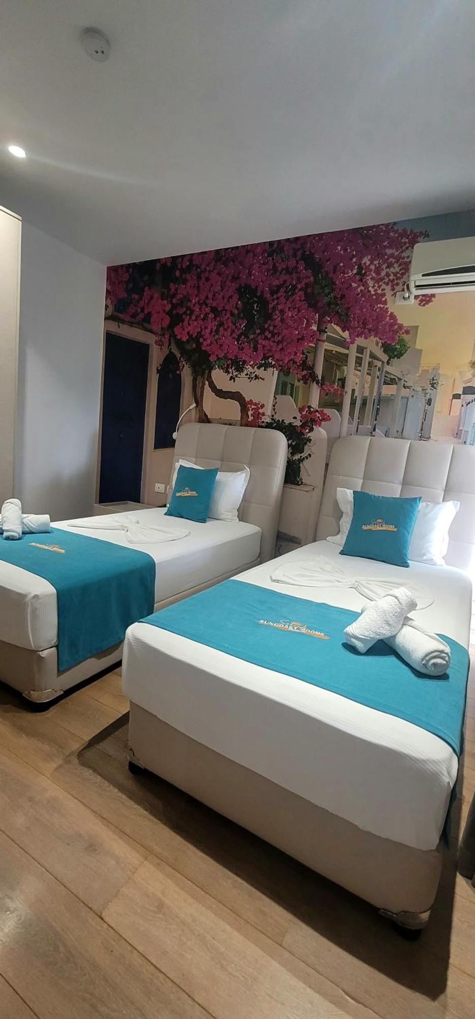 Suncoast Rooms Port Side Sarandë 외부 사진